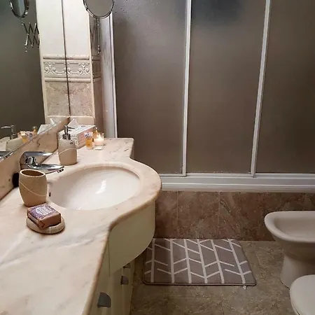 San Jose Apartment *